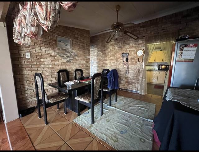 2 BEDROOM HOUSE FOR SALE IN NORTHDALE